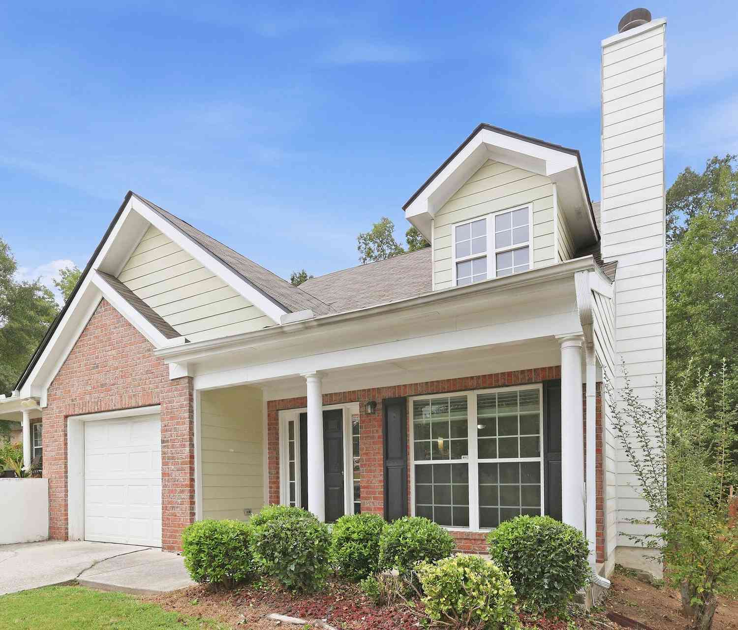 Homes For Sale - 4621 Ravenwood Loop<br/> Union City, GA 30291