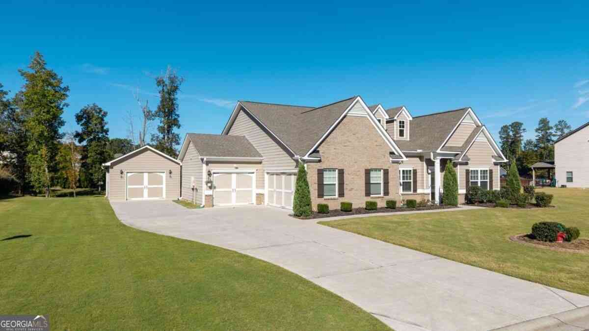 Homes For Sale - 304 Benstone Drive NE<br/> Calhoun, GA 30701