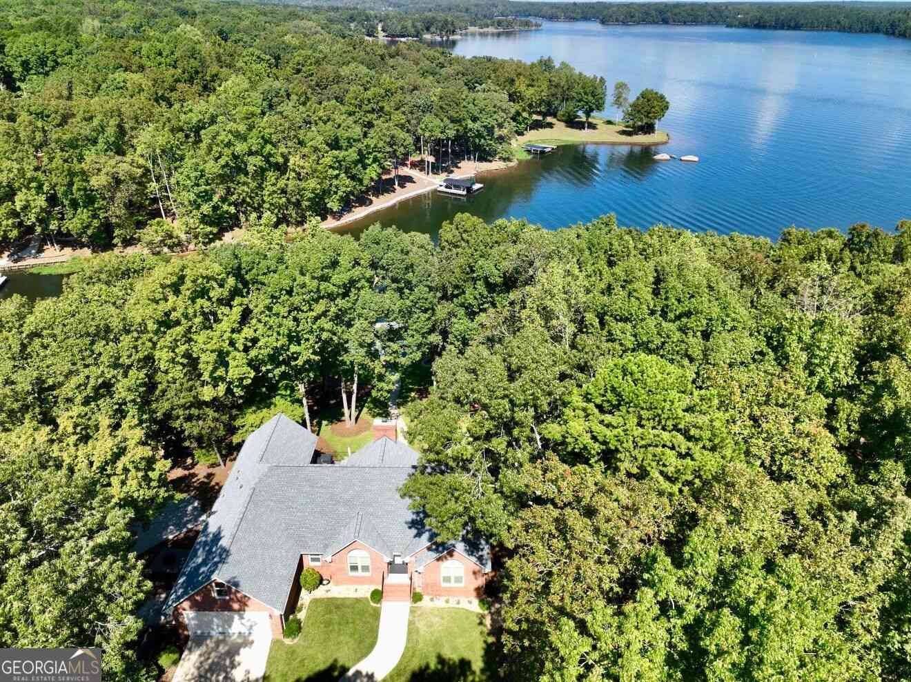 Homes For Sale - 415 Long Shoals Drive<br/> Eatonton, GA 31024
