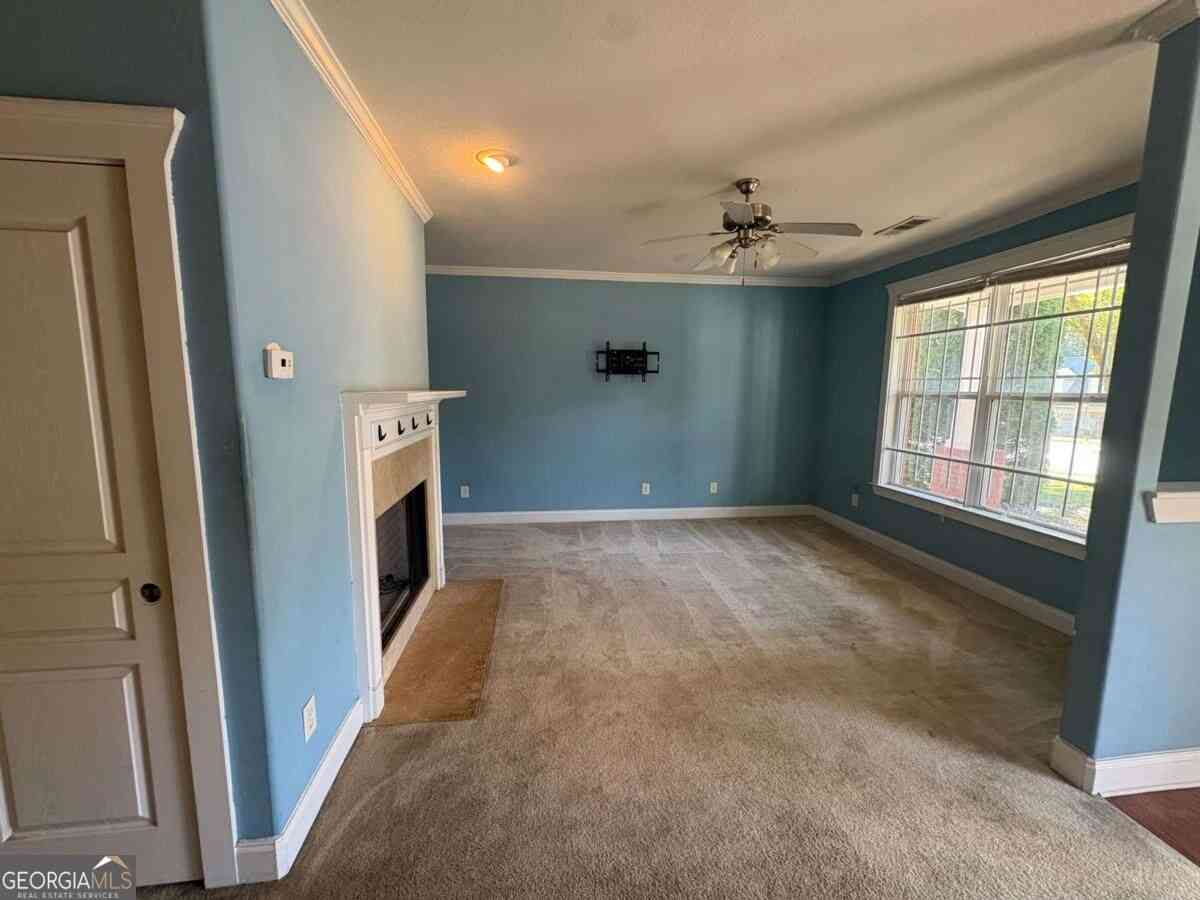 Homes For Sale - 404 Park Place<br/> Fairburn, GA 30213