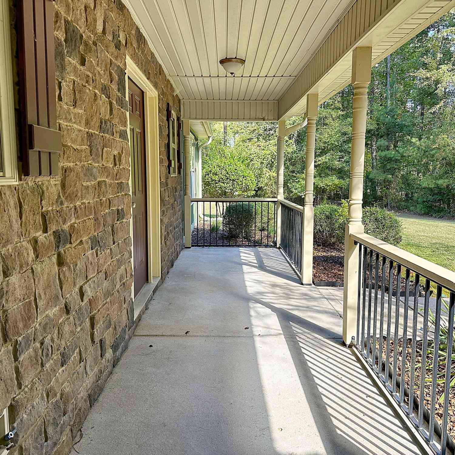 Homes For Sale - 950 John Lovelace Road<br/> Lagrange, GA 30241