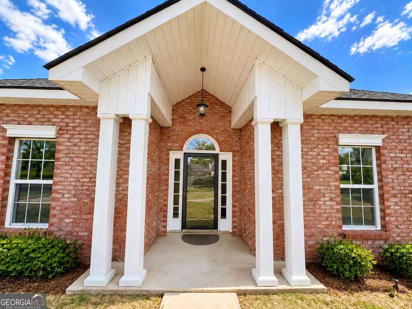 Homes For Sale - 305 Thornwood Drive<br/> Bonaire, GA 31005