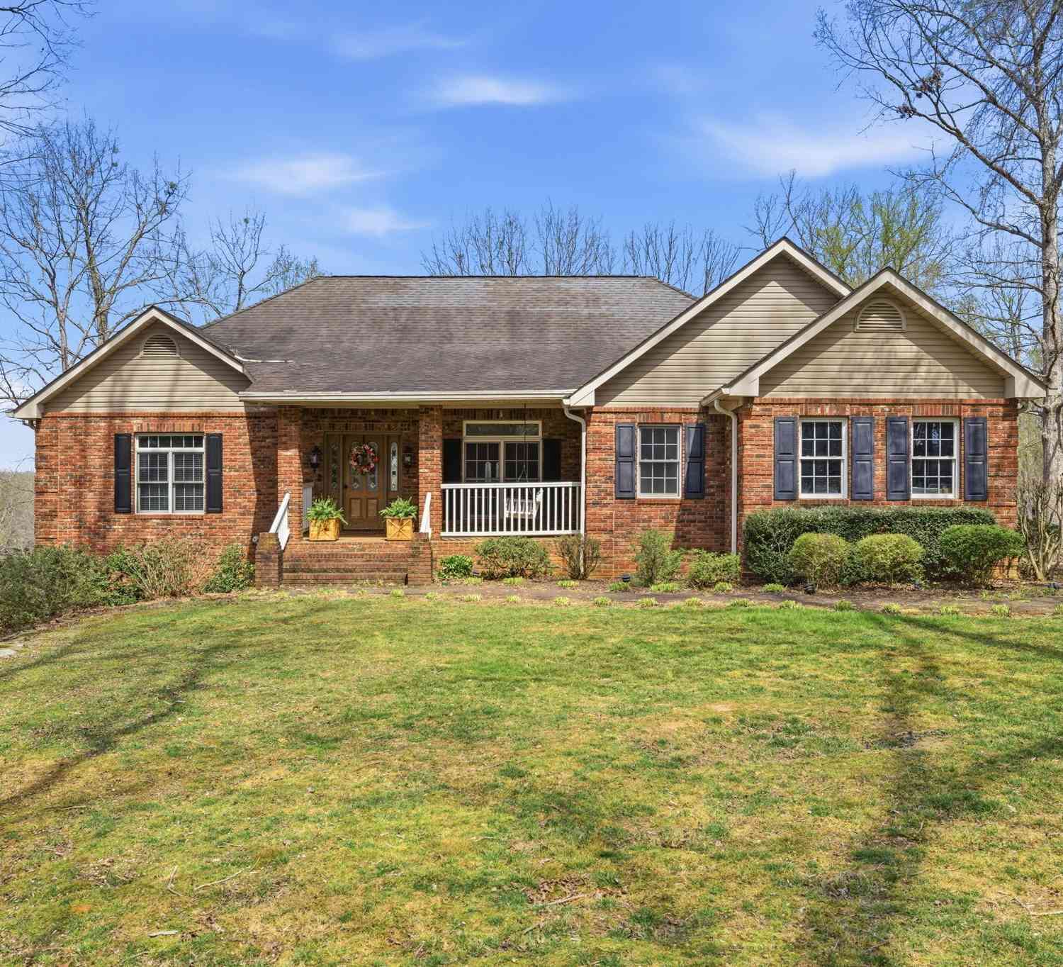 Homes For Sale - 401 Herrin Road<br/> Habersham County, Cornelia, GA 30531