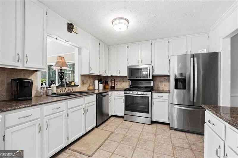 Homes For Sale - 4758 Shallow Ridge Road NE<br/> Kennesaw, GA 30144