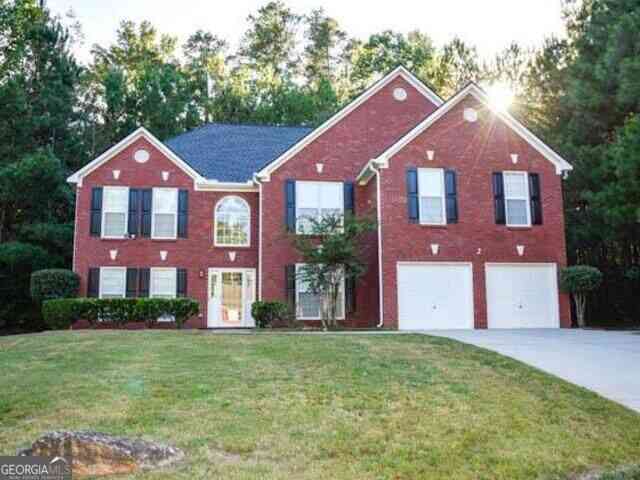 Homes For Sale - 6681 Point Of Woods Drive<br/> Stone Mountain, GA 30087