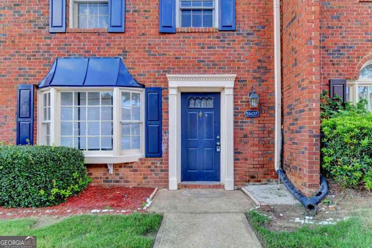 Townhouse For Sale - 5607 Executive Way #WAY<br/> Gwinnett County, Norcross, GA 30071