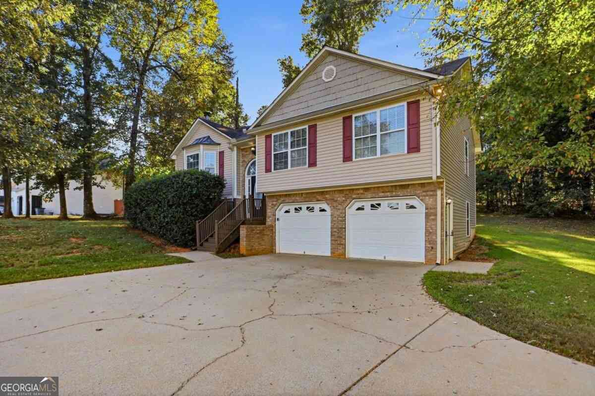 Homes For Sale - 22 Carriage Lane NW<br/> Cartersville, GA 30120