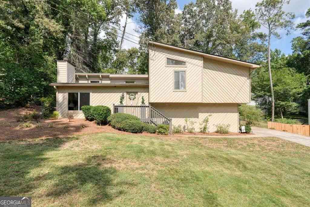 Homes For Sale - 1755 Jody Drive NE<br/> Cobb County, Marietta, GA 30066