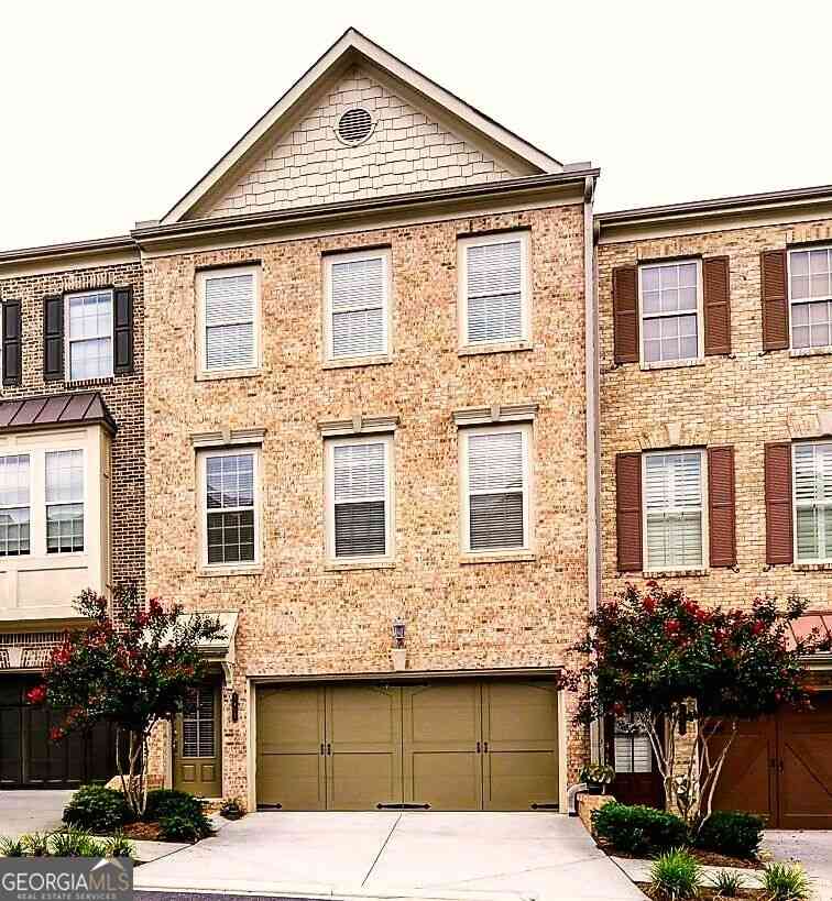 Townhouse For Sale - 3402 Willow Oak Drive<br/> Gwinnett County, Peachtree Corners, GA 30092