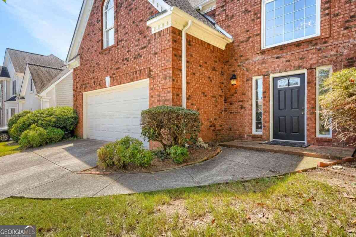 Homes For Sale - 1120 Grace Hadaway Lane<br/> Lawrenceville, GA 30043