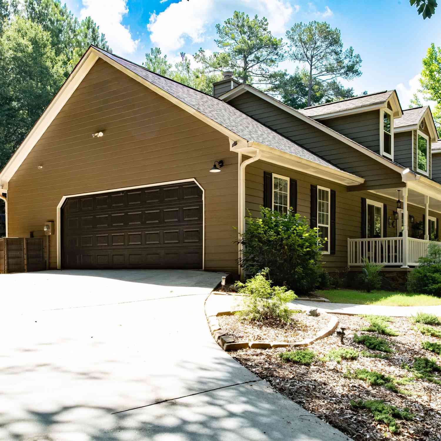 Homes For Sale - 85 Allie Drive<br/> McDonough, GA 30252