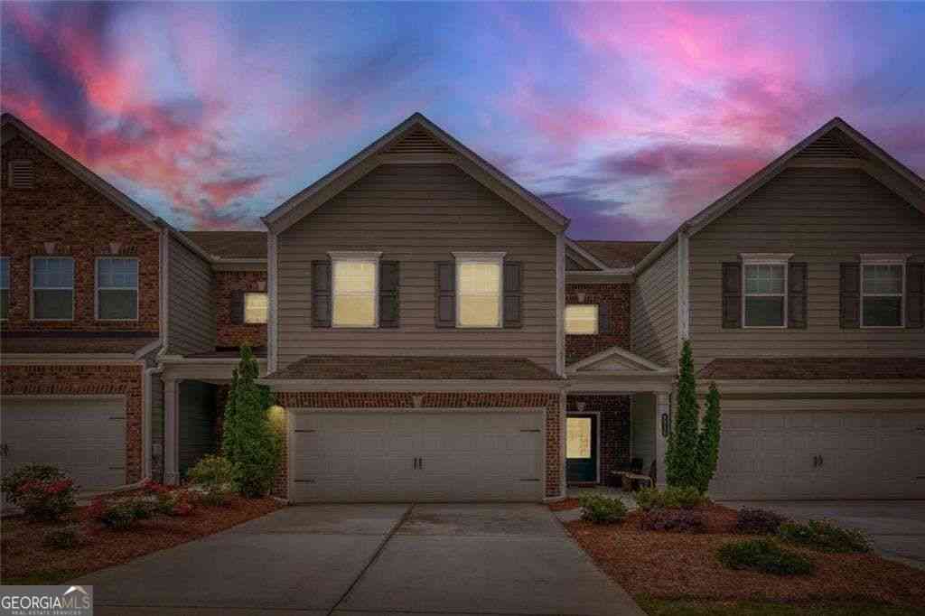 Homes For Sale - 6216 Thorncrest Drive NW<br/> Tucker, GA 30084