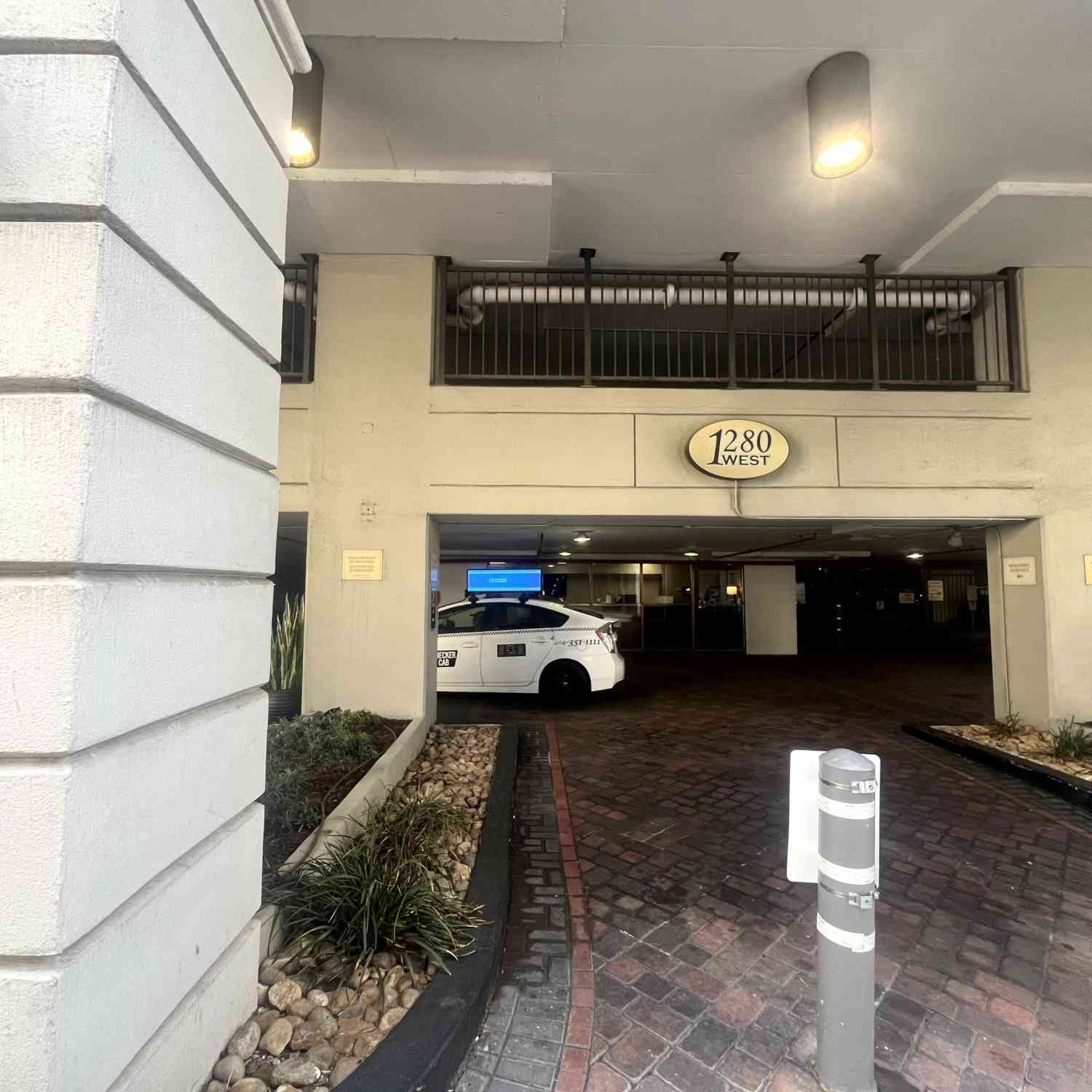 Condo For Sale - 1280 W Peachtree Street NW #APT 1904<br/> Atlanta, GA 30309