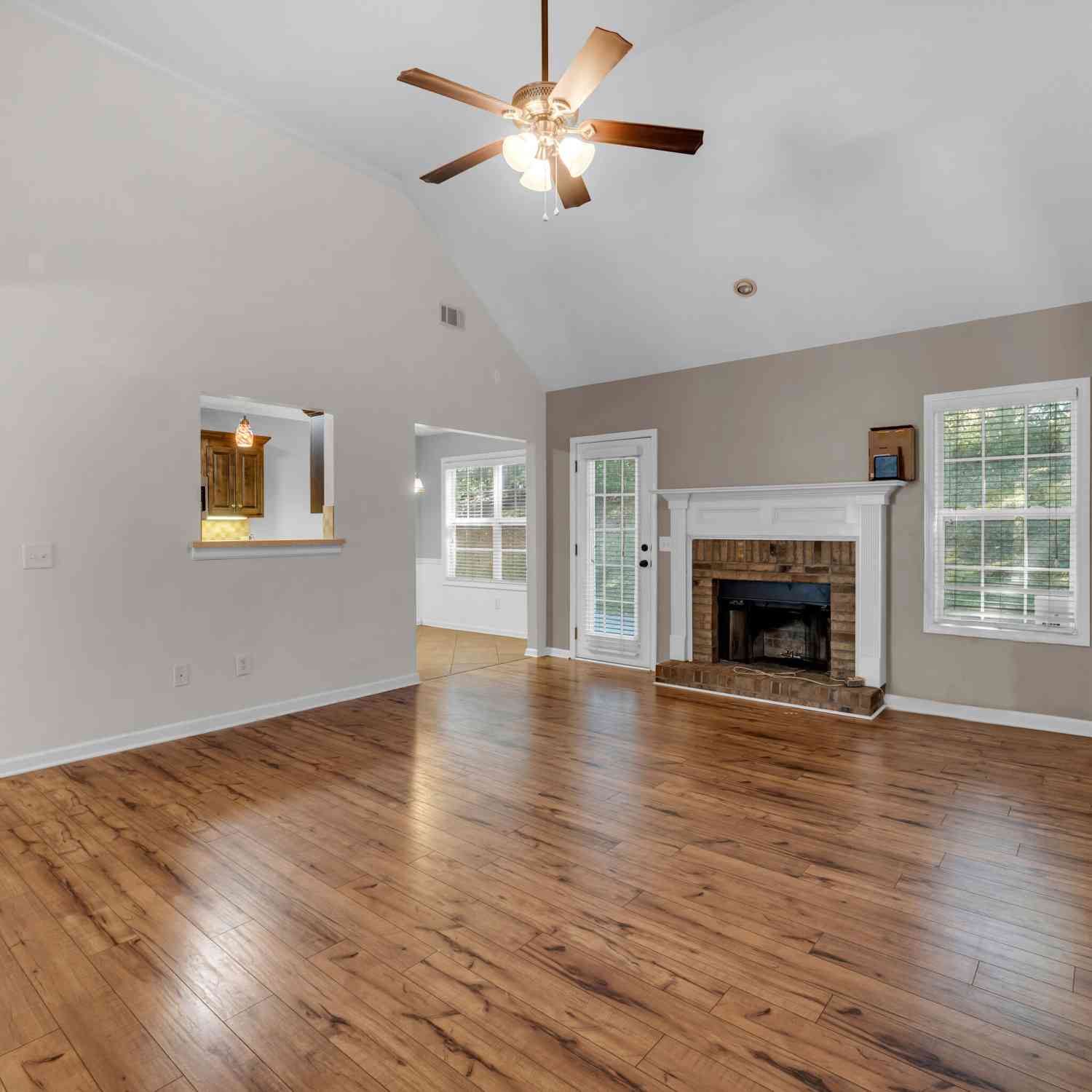 Homes For Sale - 530 Greenfield Drive<br/> Statham, GA 30666