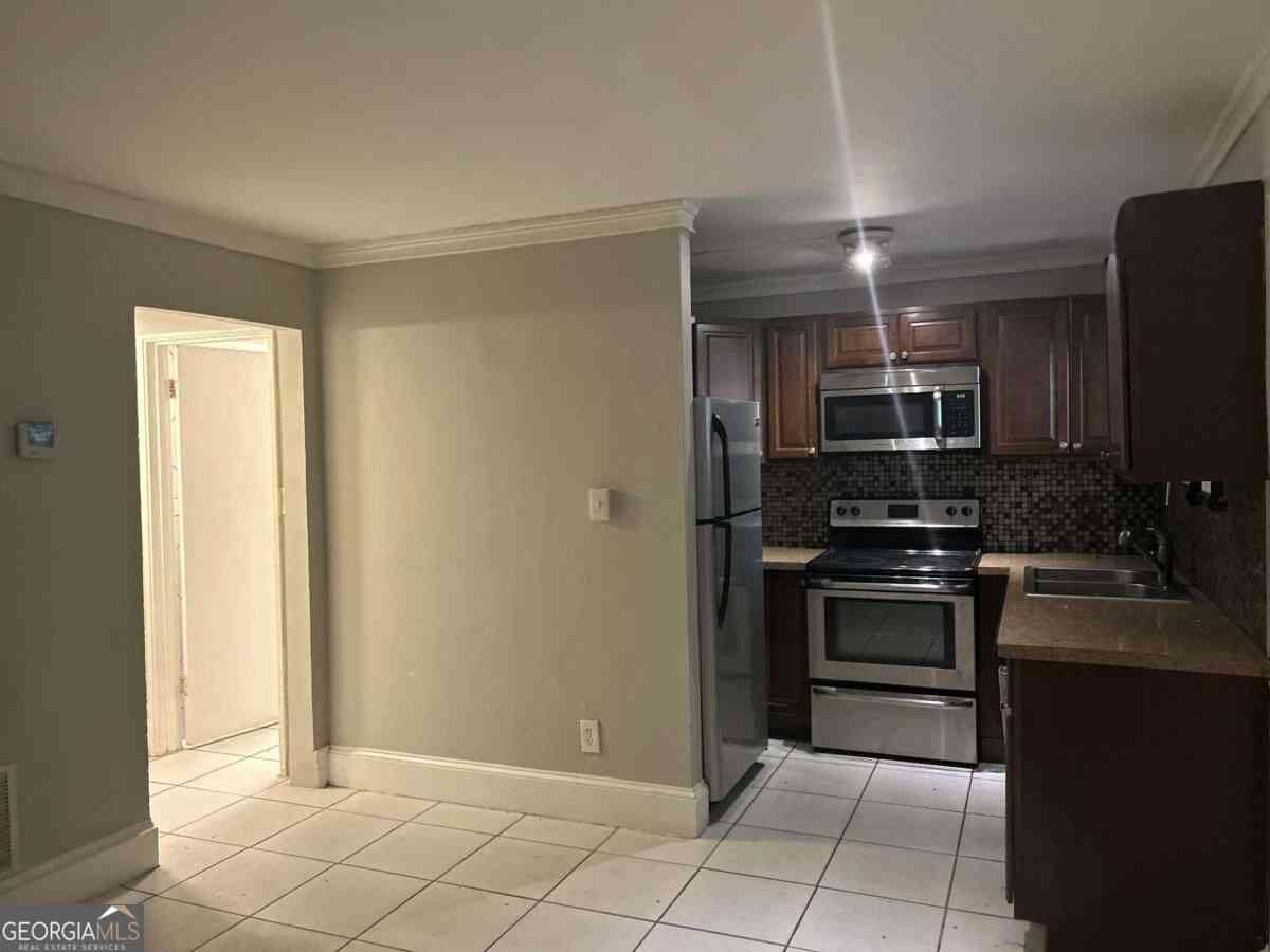 Condo For Sale - 699 Argonne Avenue NE #3<br/> Atlanta, GA 30308
