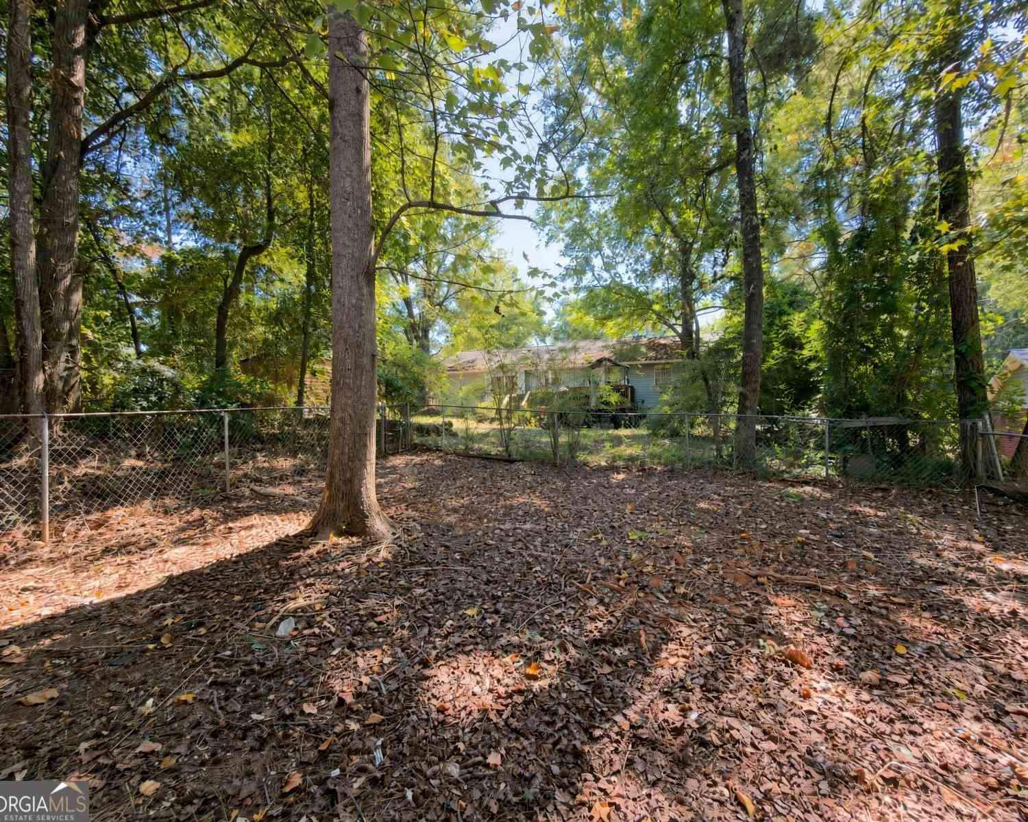 Homes For Sale - 215 Sherwood Loop<br/> McDonough, GA 30253