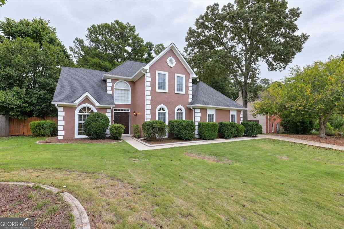 Homes For Sale - 2374 Battle Forest Dr SW<br/> Cobb County, Marietta, GA 30064