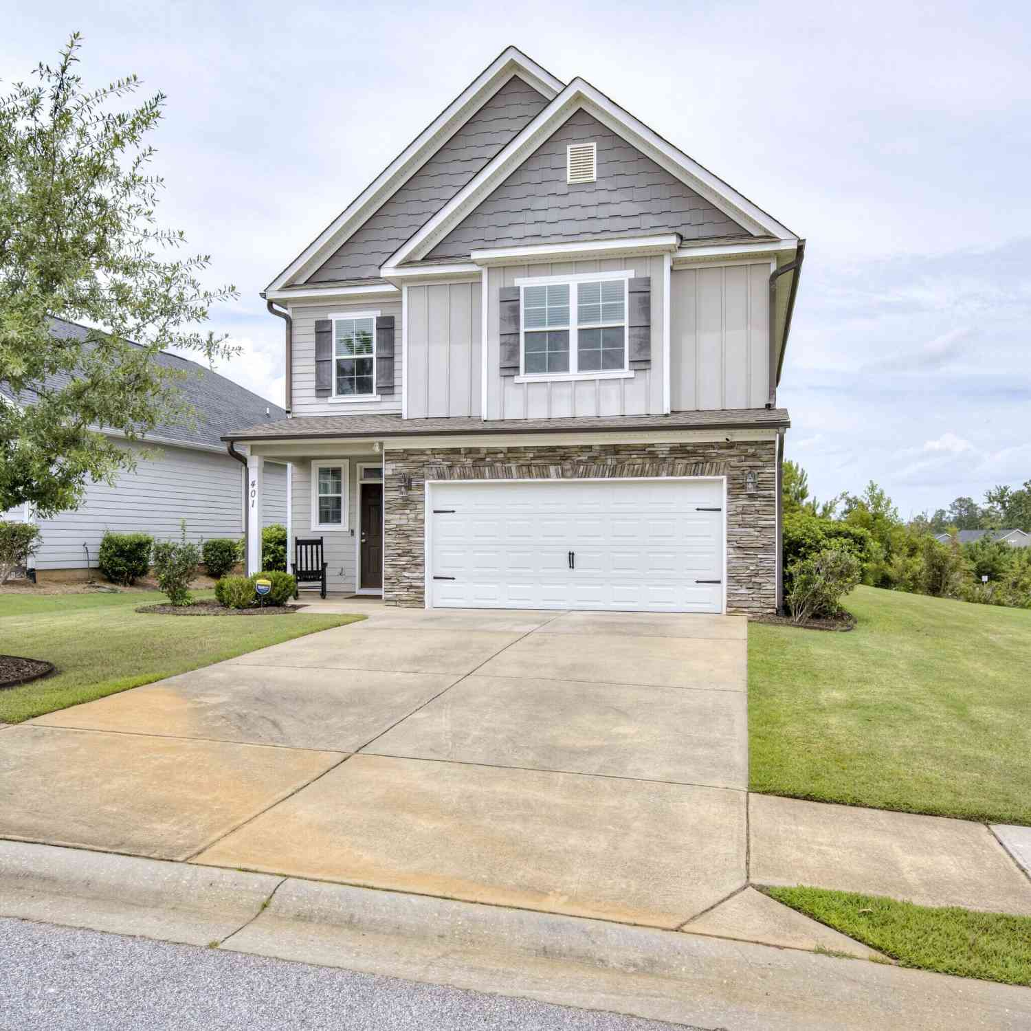 Homes For Sale - 401 Longmeadow Drive<br/> Grovetown, GA 30813
