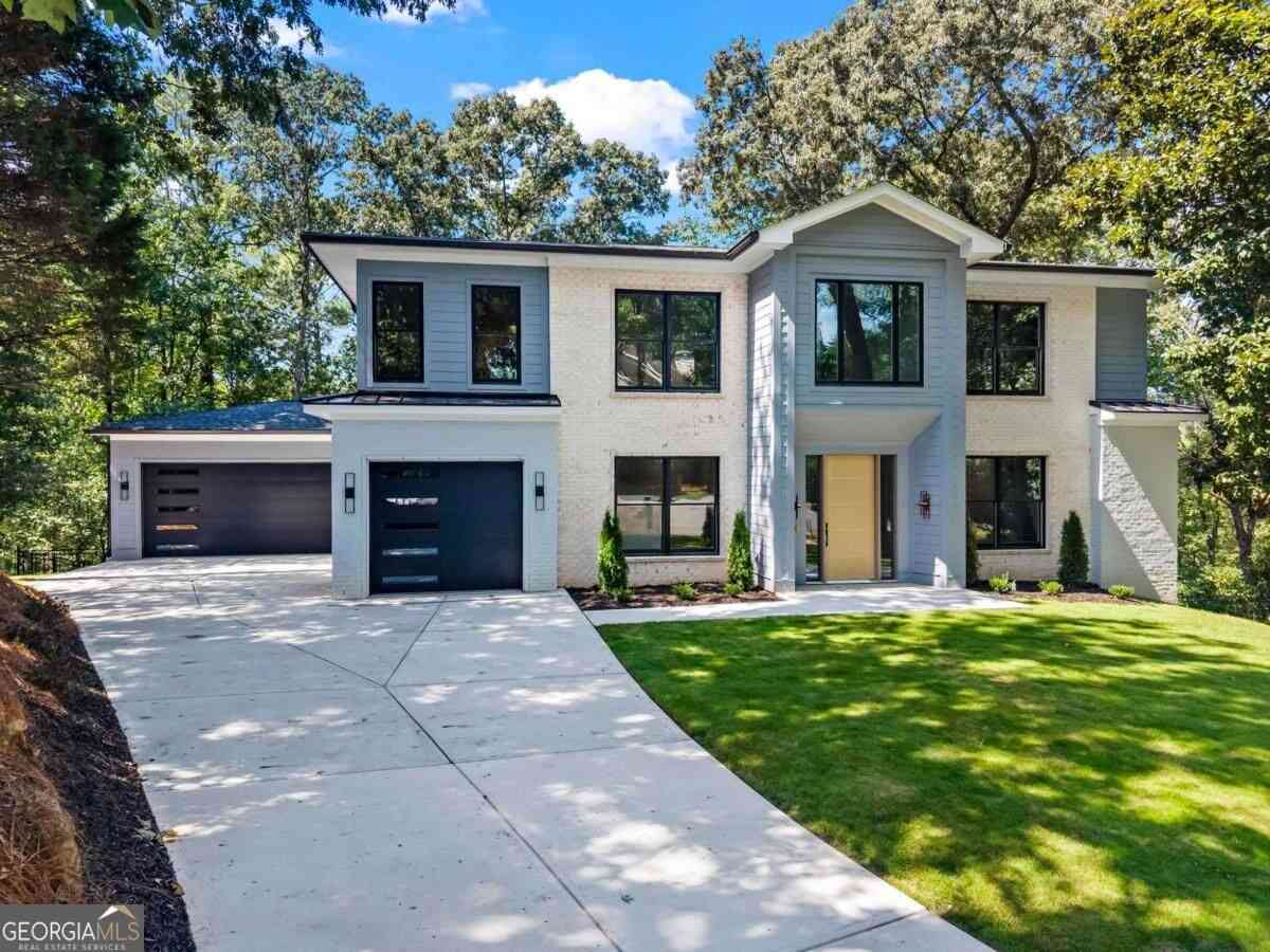 Homes For Sale - 233 Brookcliff Trace<br/> Marietta, GA 30068