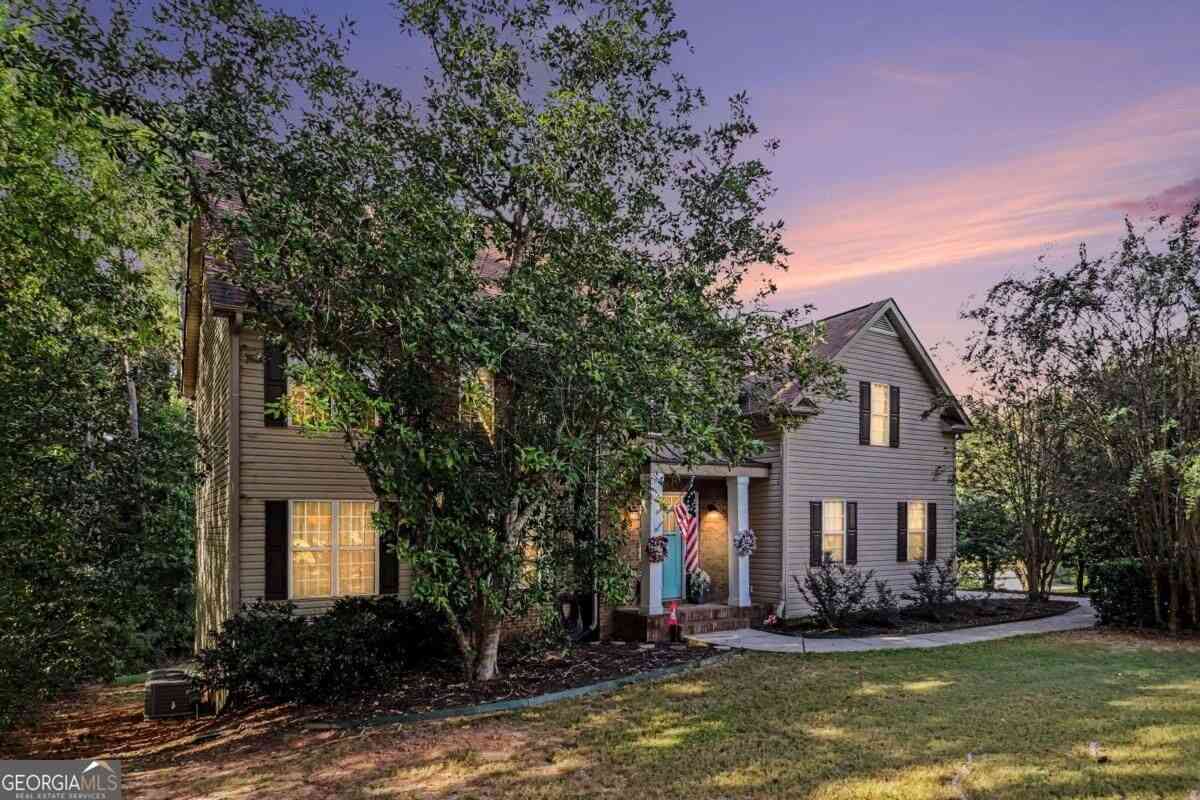 Homes For Sale - 140 Manor Drive<br/> Fayetteville, GA 30215