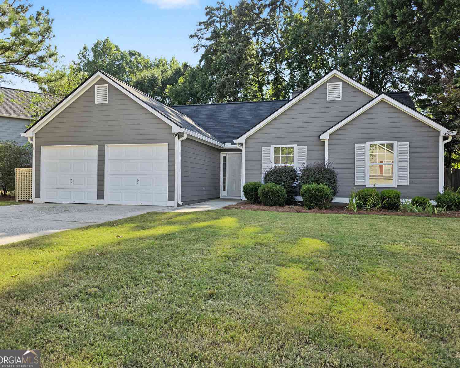 Homes For Sale - 4887 Lake Park Lane<br/> Acworth, GA 30101