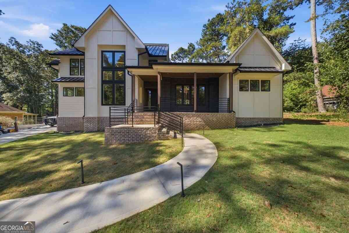 Homes For Sale - 450 Dix Lee On Drive<br/> Fayetteville, GA 30214