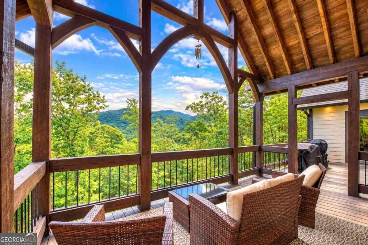 Homes For Sale - 528 Cloudland Drive<br/> Gilmer County, Ellijay, GA 30536