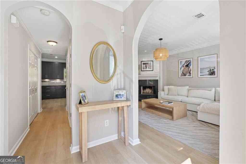 Townhouse For Sale - 7810 Saint Charles Square<br/> Roswell, GA 30075