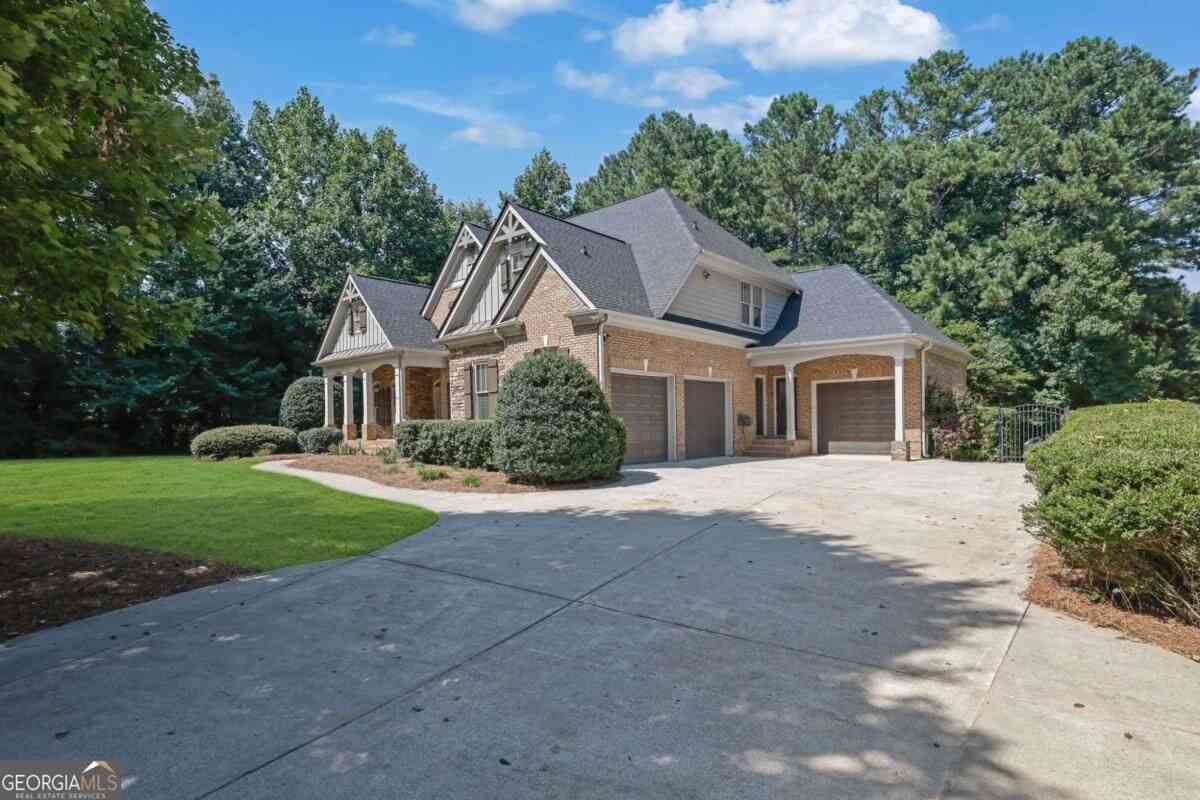 Homes For Sale - 5166 Hill Road NW<br/> Acworth, GA 30101