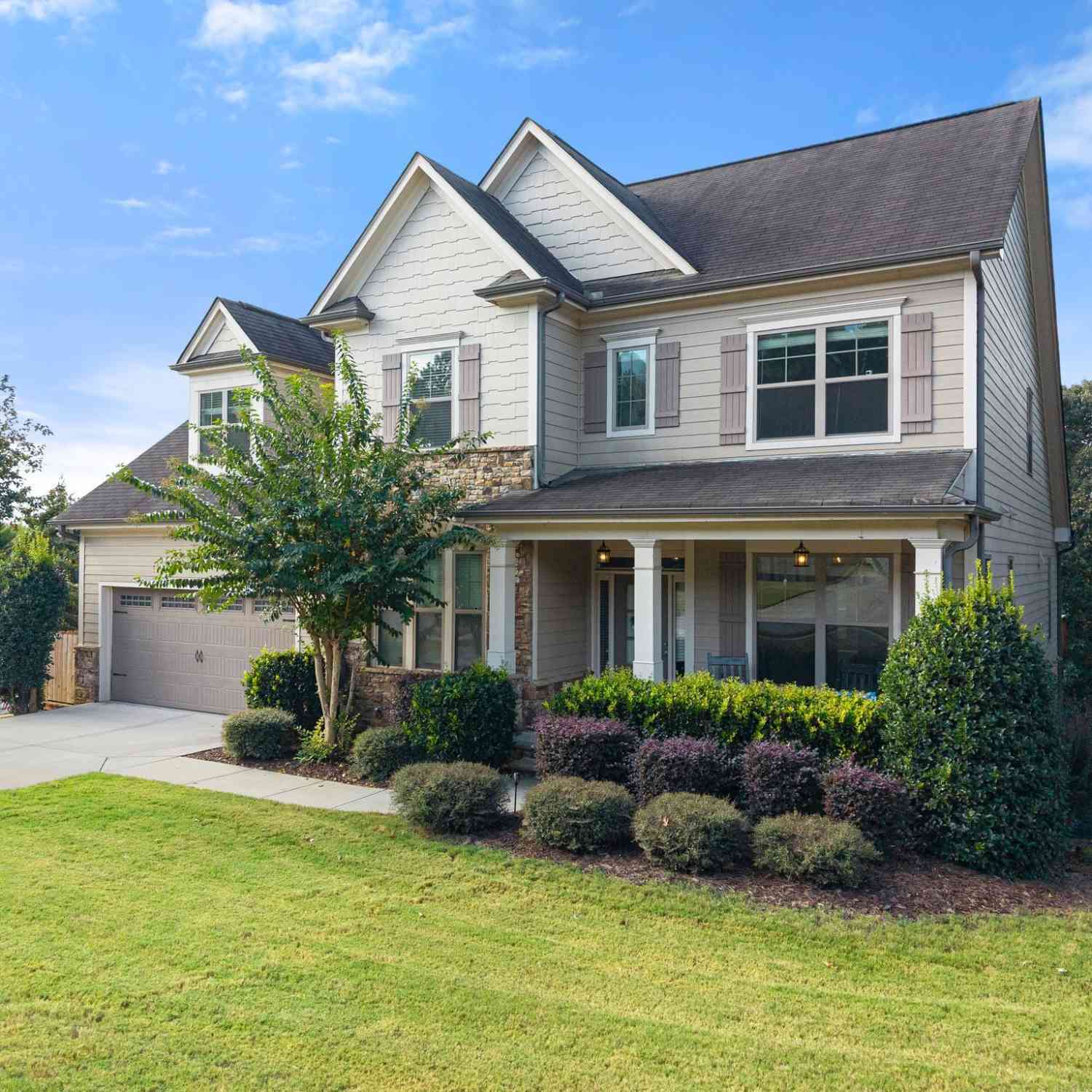 Homes For Sale - 5830 Mulberry Hollow<br/> Flowery Branch, GA 30542