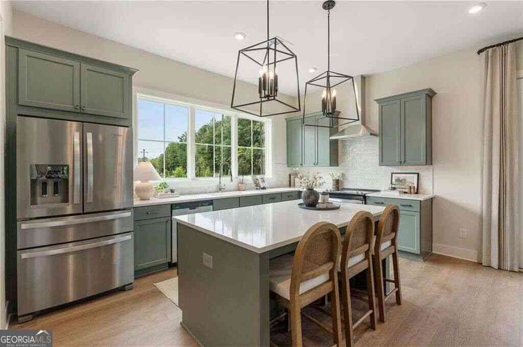 Homes For Sale - 508 Boardwalk  Way<br/> Alpharetta, GA 30022