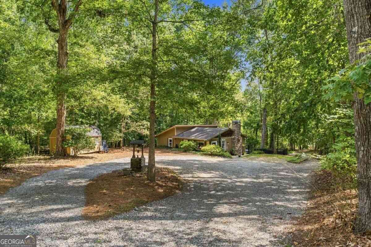 Homes For Sale - 5945 Virginia Drive<br/> Cumming, GA 30041