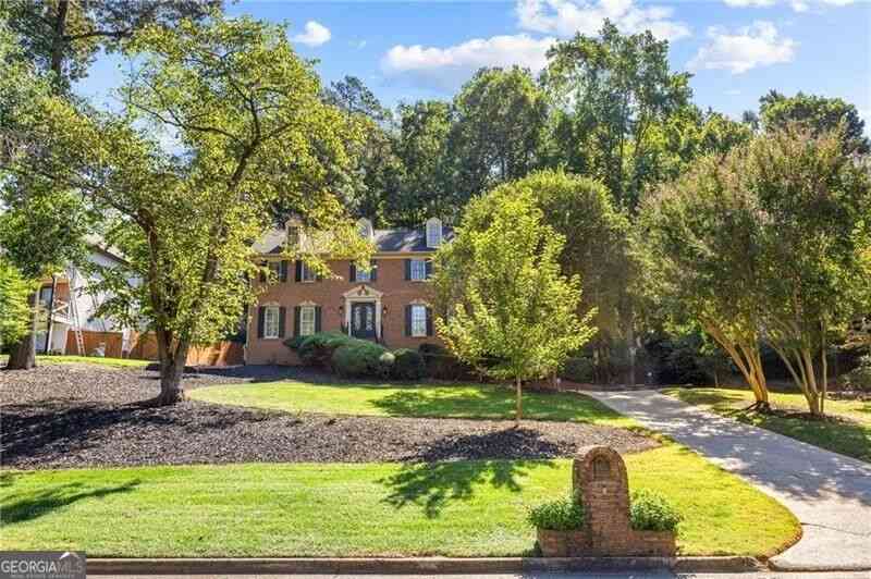 Homes For Sale - 4813 Riveredge Drive<br/> Gwinnett County, Peachtree Corners, GA 30096