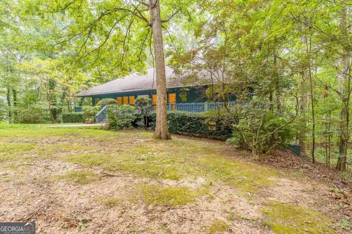Homes For Sale - 172 Leaf Lake Drive<br/> Gwinnett County, Suwanee, GA 30024