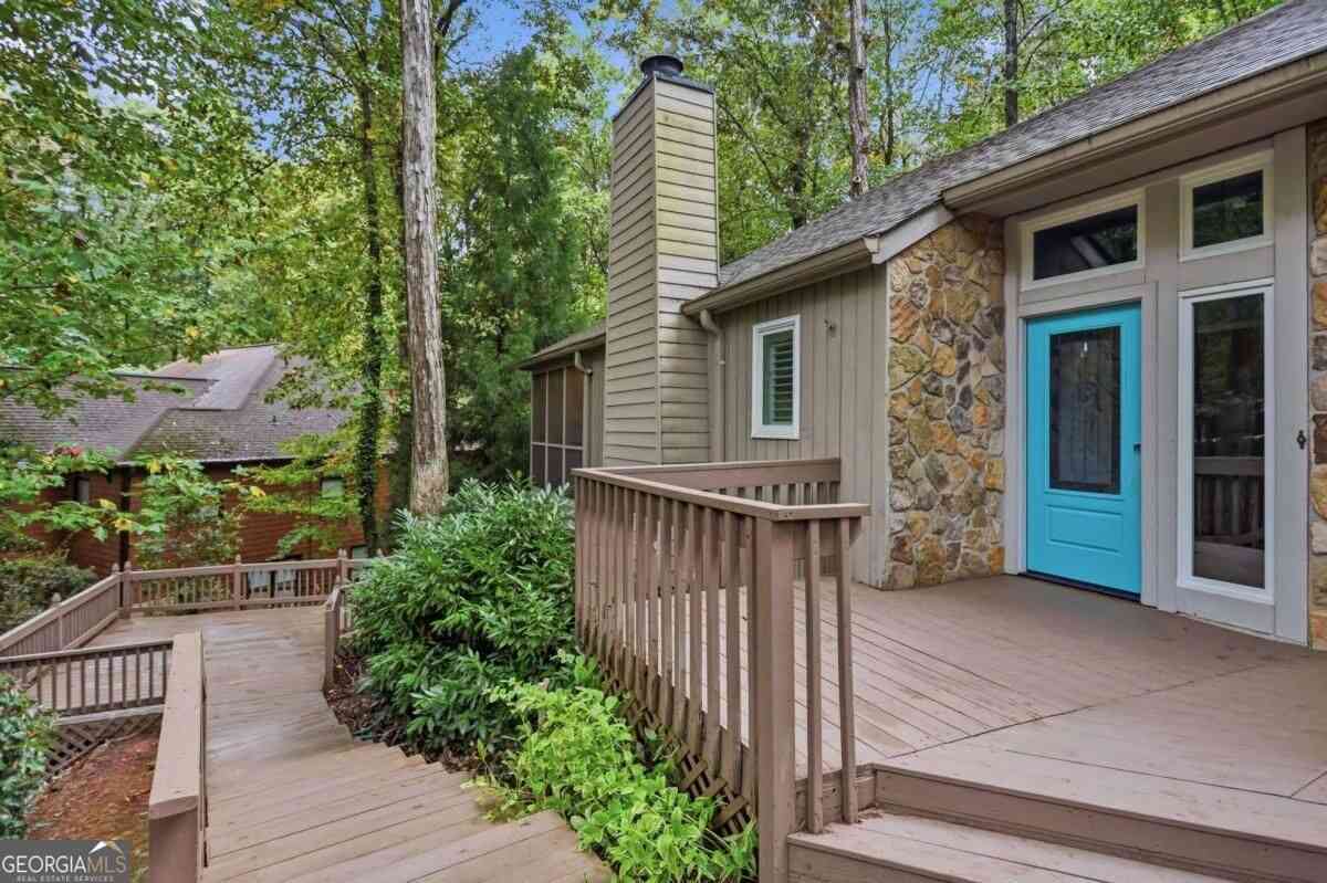 Homes For Sale - 4189 Tartan Way NE<br/> Roswell, GA 30075