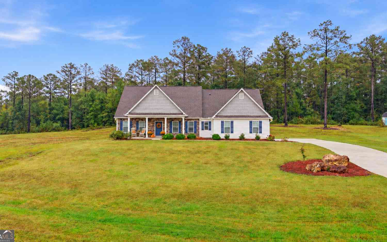 Homes For Sale - 119 Mylee Cove<br/> Barnesville, GA 30204