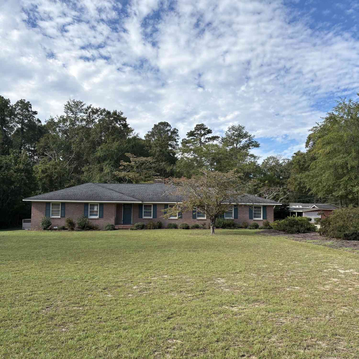 Homes For Sale - 212 Clairmont Drive<br/> Laurens County, Dublin, GA 31021