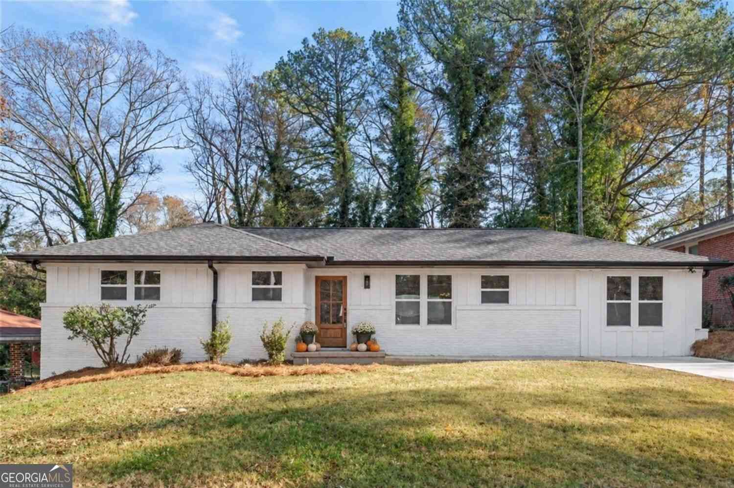 Homes For Sale - 2088 Glendale Drive<br/> Decatur, GA 30032