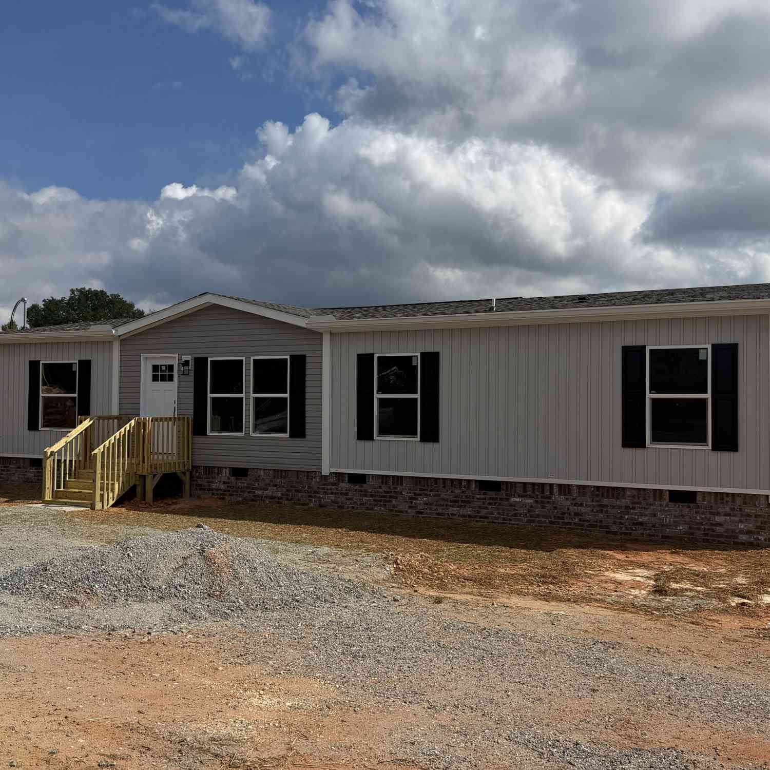 Homes For Sale - 7484 Lula Road<br/> Lula, GA 30554