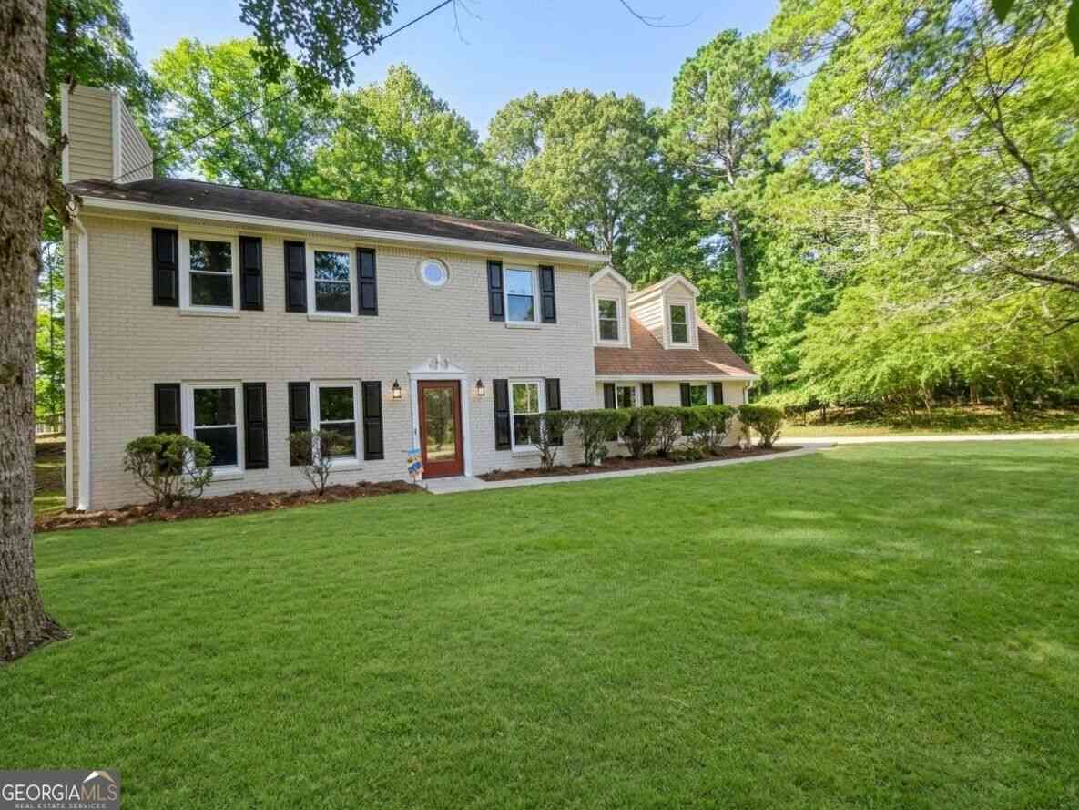 Homes For Sale - 150 Merrydale Drive<br/> Fayetteville, GA 30215