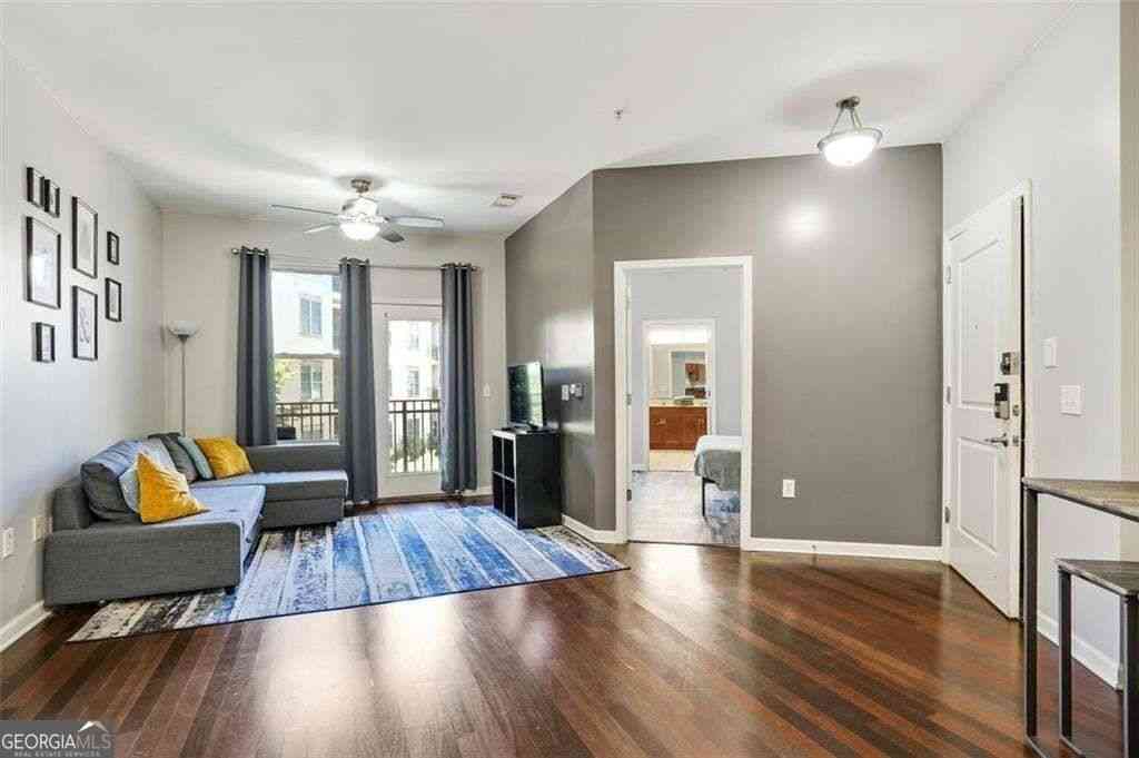 Condo For Sale - 870 Mayson Turner Road NW #1127<br/> Atlanta, GA 30314