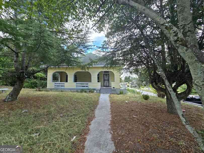 Homes For Sale - 2846 Montpelier<br/> Macon, GA 31204