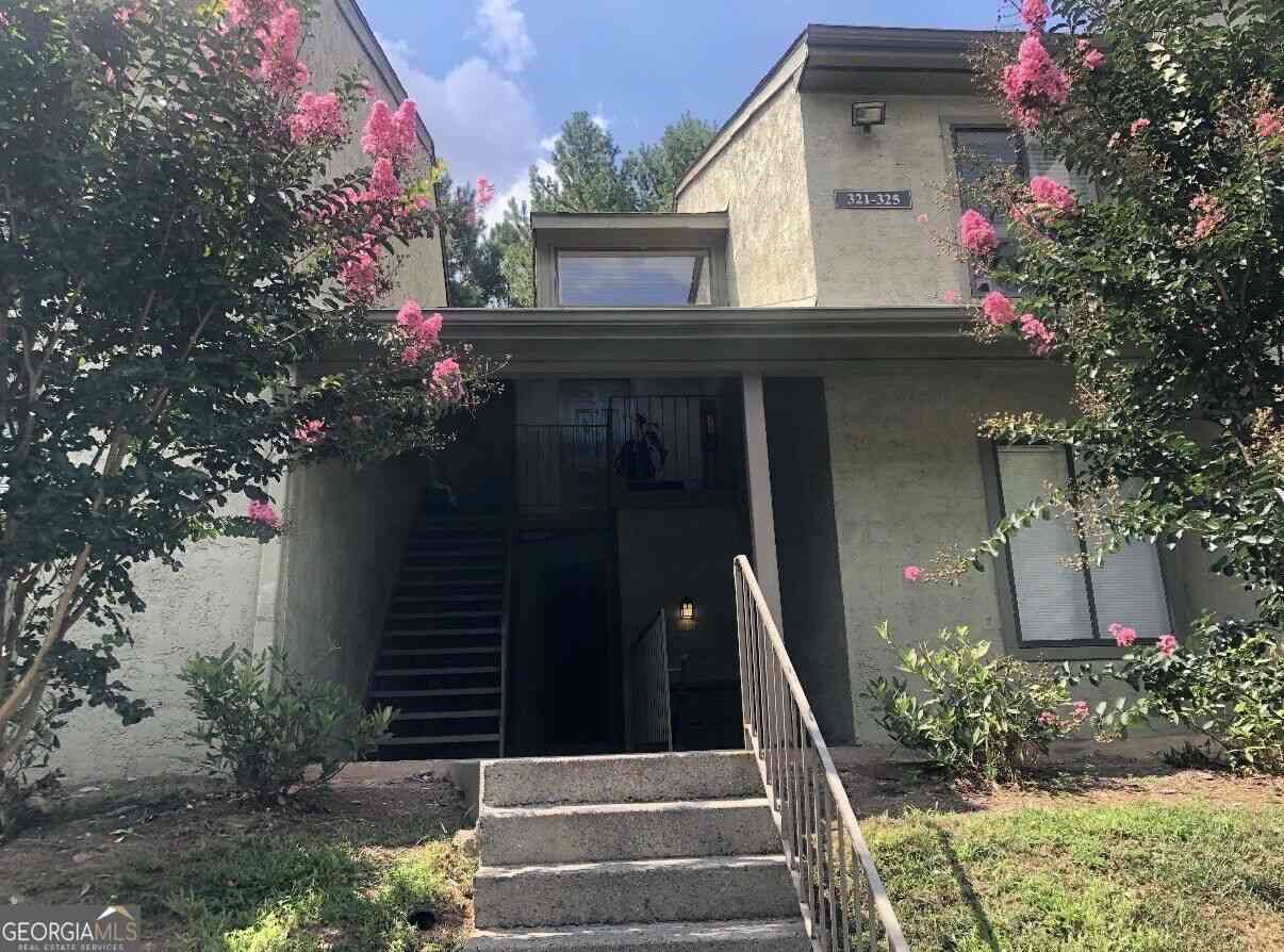 Condo For Sale - 322 Seasons Parkway<br/> Norcross, GA 30093