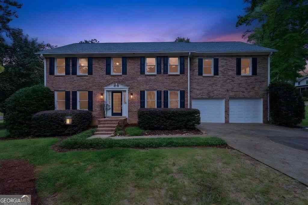 Homes For Sale - 1828 Chondra Drive<br/> Cobb County, Marietta, GA 30062