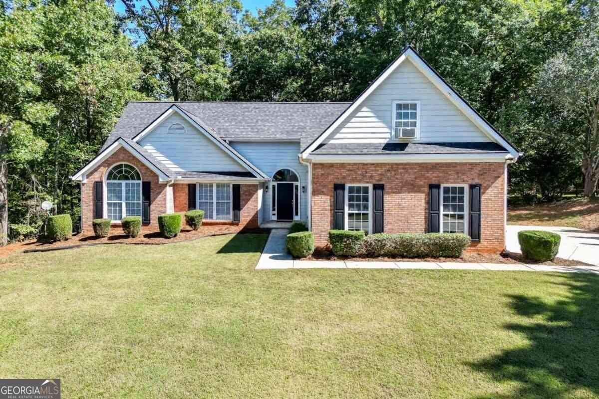 Homes For Sale - 5387 Fawn Ivey Lane<br/> Gwinnett County, Buford, GA 30519