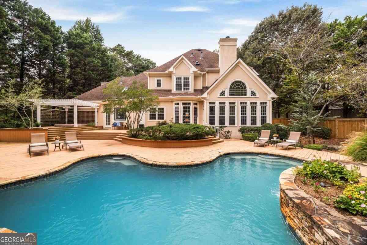 Homes For Sale - 1020 Ven Villa Road<br/> Cobb County, Marietta, GA 30062