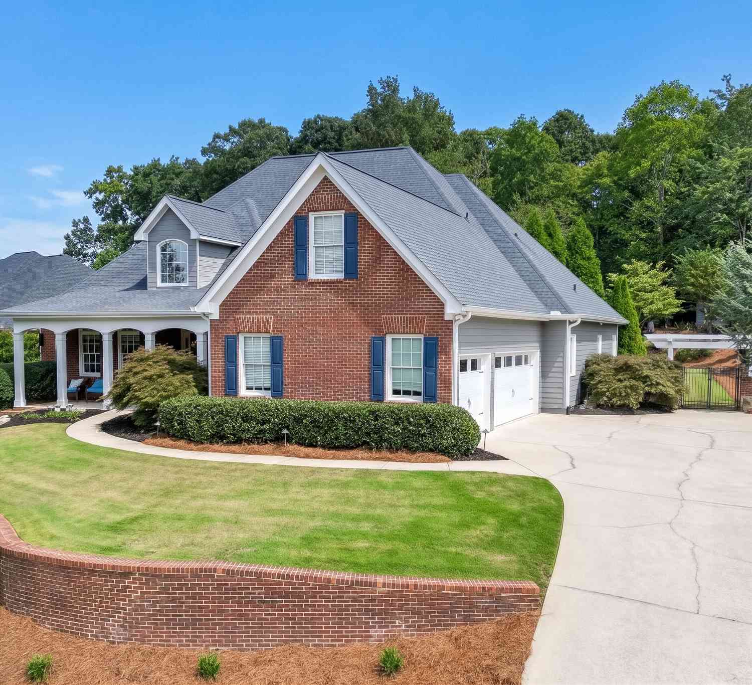 Homes For Sale - 2638 White Rock Drive<br/> Hall County, Buford, GA 30519