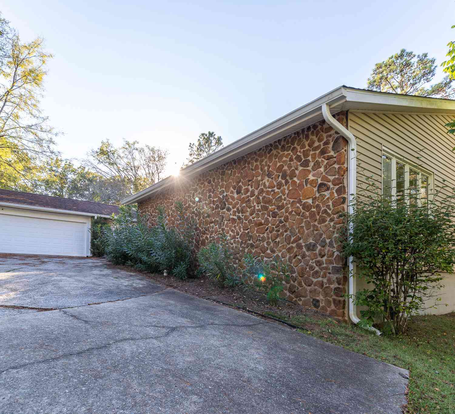 Homes For Sale - 340 River North Boulevard<br/> Macon, GA 31211