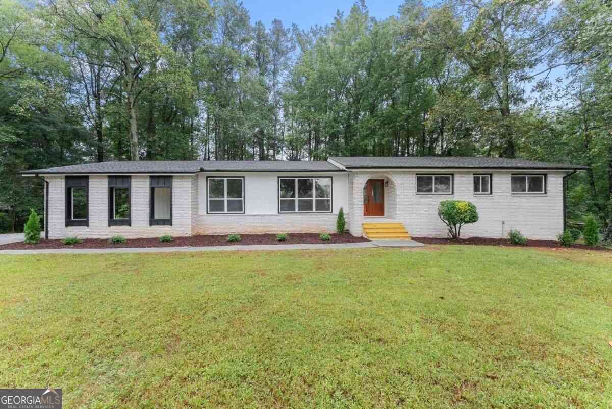 Homes For Sale - 758 Springlake Road<br/> Gwinnett County, Lawrenceville, GA 30045