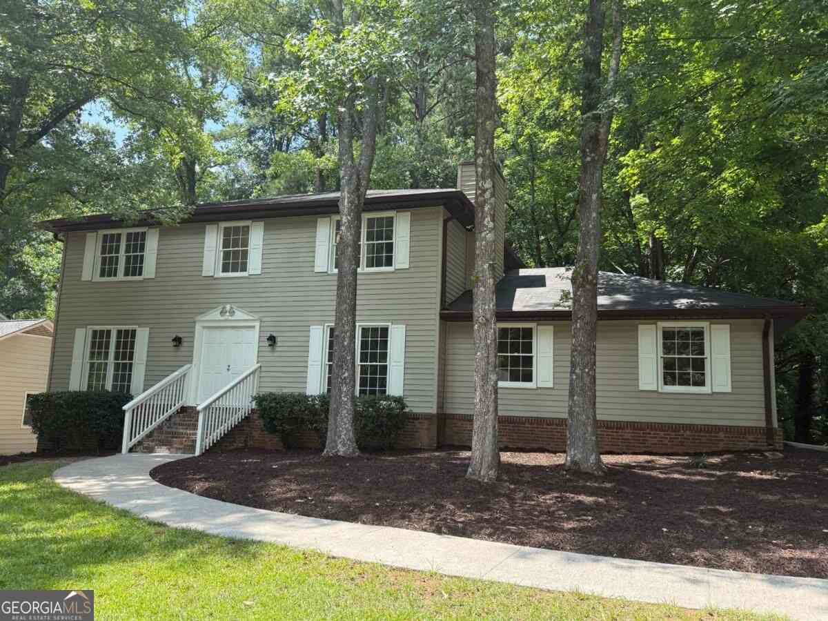 Homes For Sale - 5264 Golfcrest Circle<br/> Stone Mountain, GA 30088